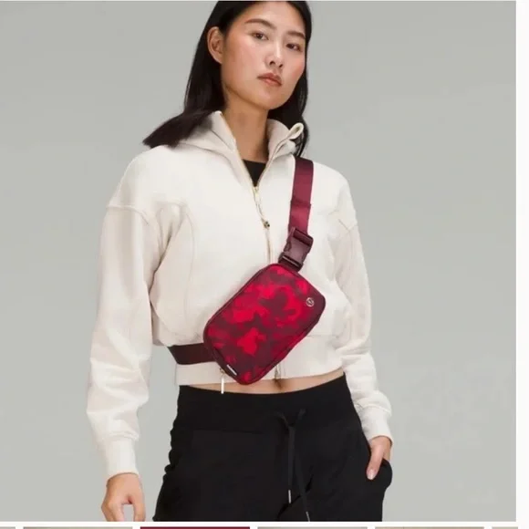 NWT Lululemon New Year Everywhere Belt Bag Rabbit All Over Print Red Mul…